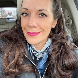 Meet your Posher, Sandra